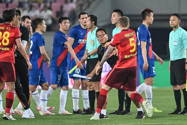 伦敦世乒赛团体赛全面铺开 中国香港旗开得胜
