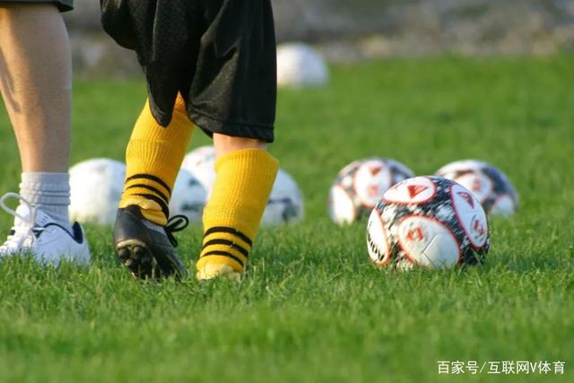 切尔西有意拜仁19岁前锋特尔 转会费将达4000万欧