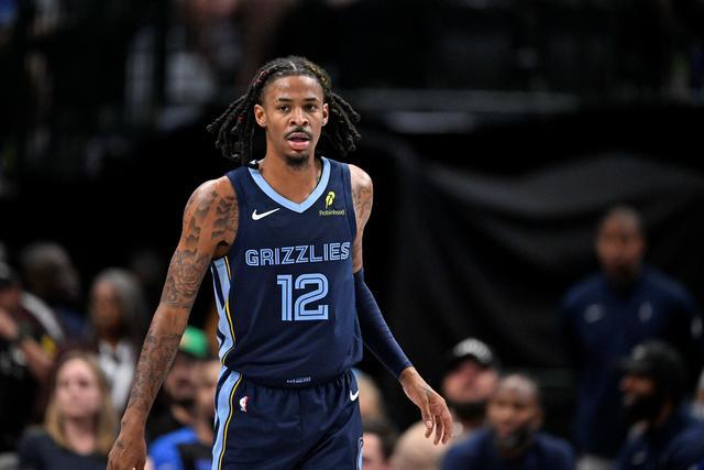 欧文23+8+10汤普森13中3 独行侠力克勇士4连胜